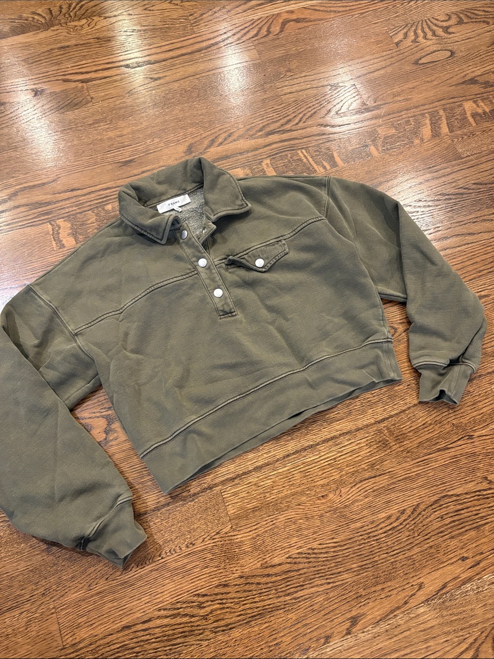 FRAME DENIM Cropped Olive Green Snap-Placket Pullover, xS